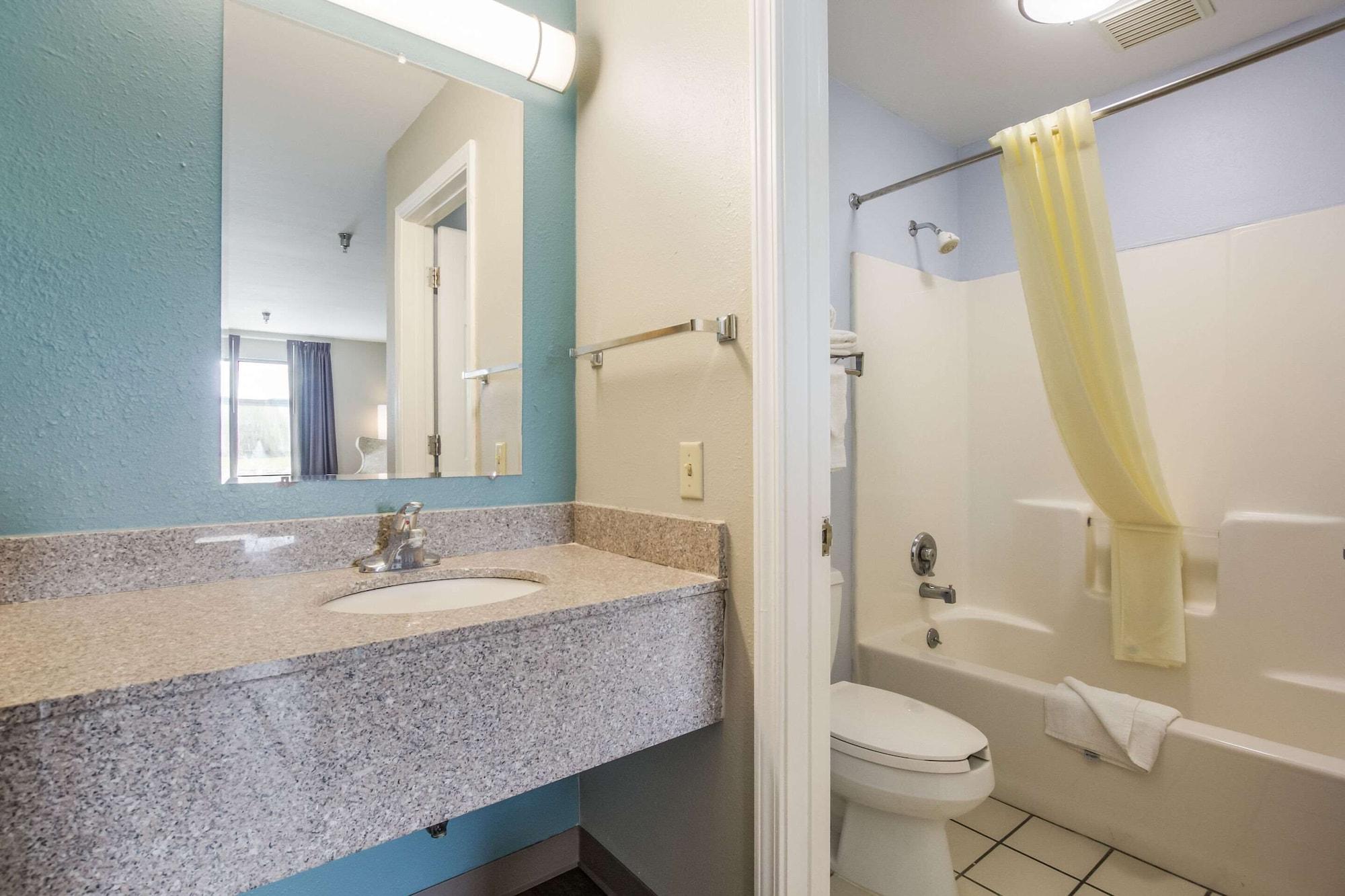 Econo Lodge Inn & Suites I-65 Brooks Kültér fotó