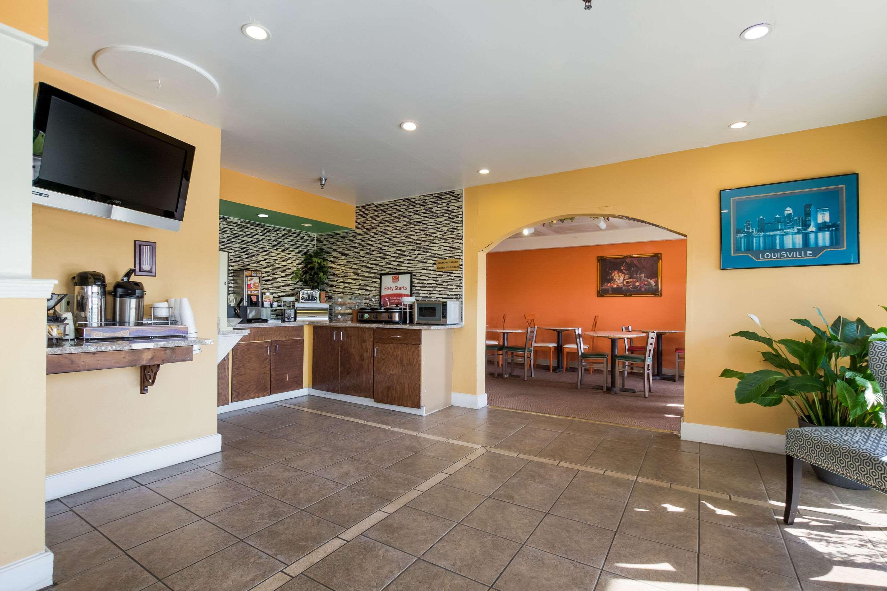 Econo Lodge Inn & Suites I-65 Brooks Kültér fotó
